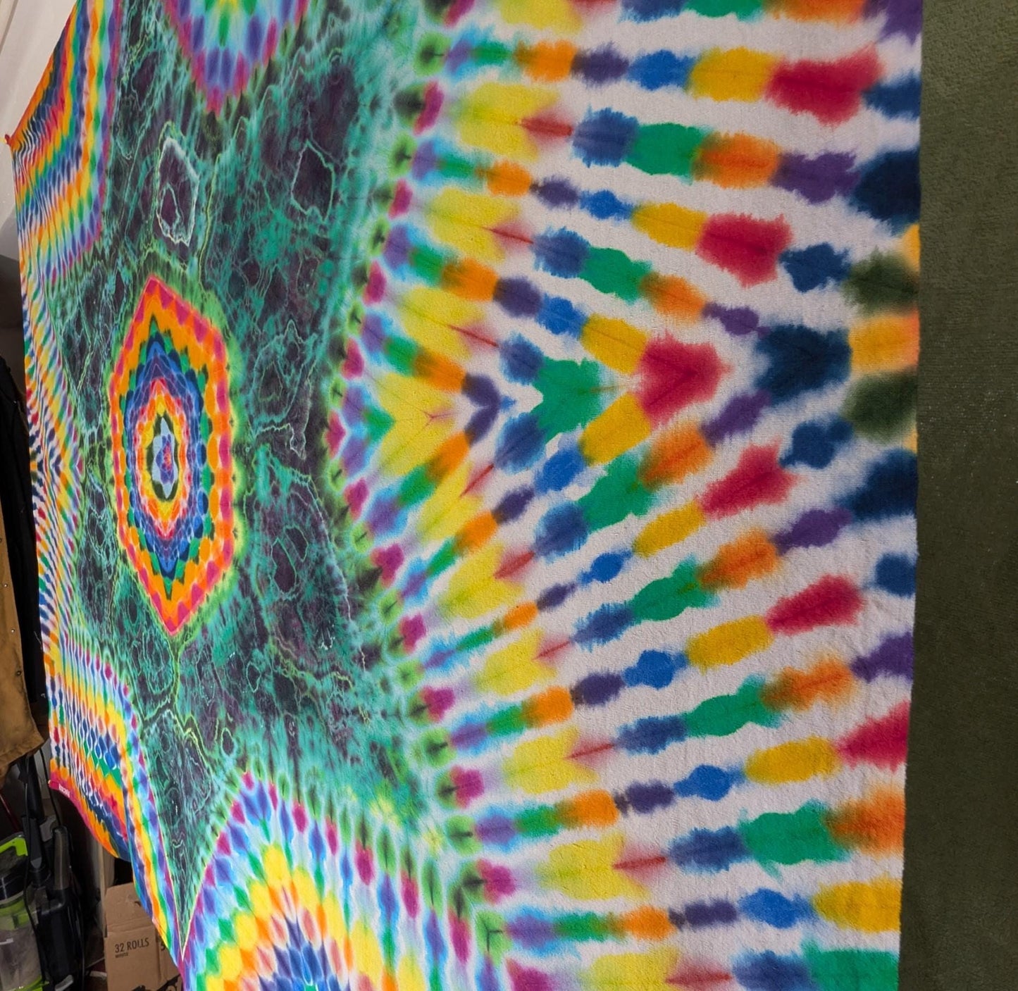 54"X54 (Meas. Pre to Shrinkage) Hexagon in Cntr of Star of Geodes w/ Rainbow Honeycomb Border w/ UV Reactive Dye Tapestry Read Description