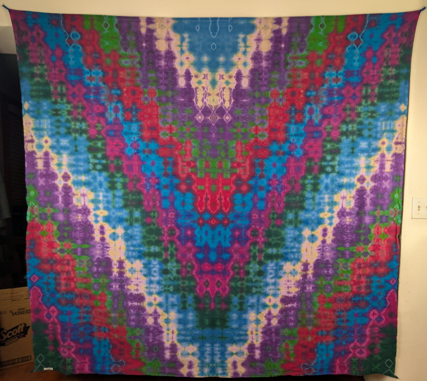 84"X84" (msrmnts b4 shrinkage) Glitch Tie Dye on a 3rd Eye Tapestry iDye Flourescent Yellow used w/ the Procion Dyes for Blacklight read on