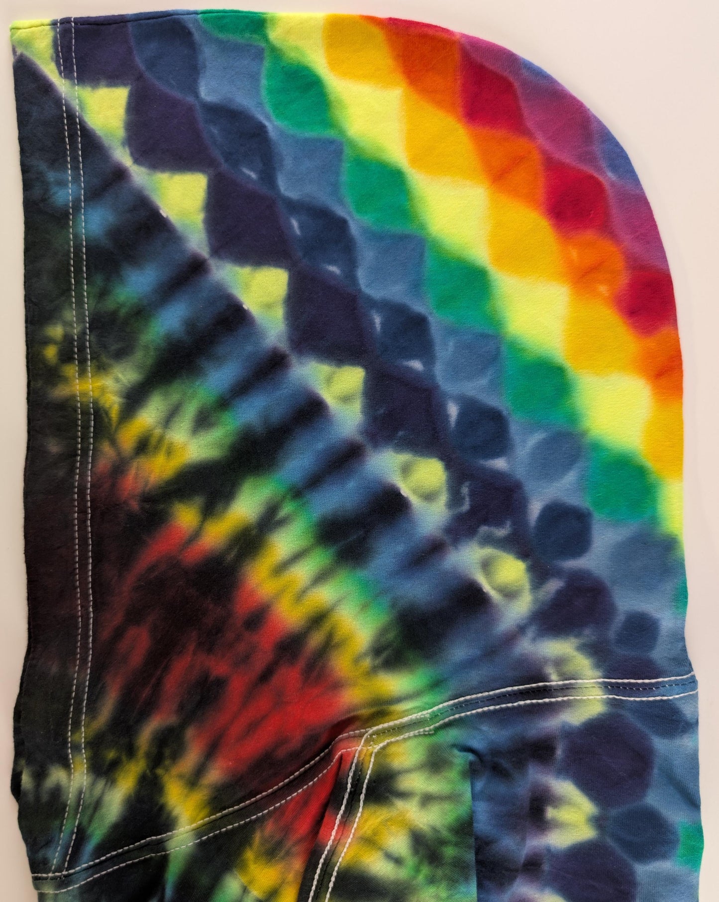 Medium Heady 20Pt Mandala Cosmic Egg Cntr/Hourglass Design Hood+Bck/Honeycomb Armbands, Scrunch UV Reactive Tie Dye Hooded* Lng Slv Shirt