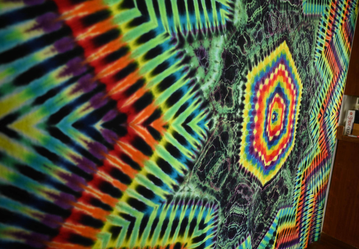 85"X100" (Msrmnts b4 any shrinking) Frm Cntr: Hexagon>Cosmic Egg/Geode Hybrid>Decagram DNA UV Reactive Tie Dye Tapestry w/ Hanging Loops