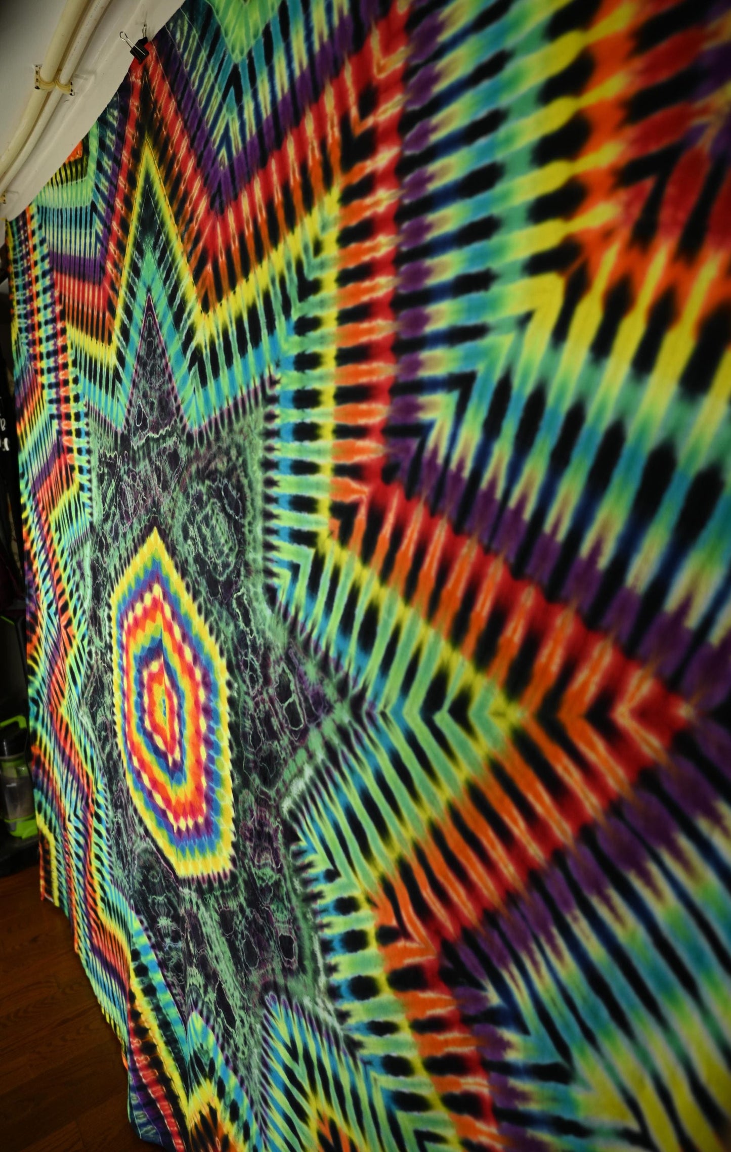 85"X100" (Msrmnts b4 any shrinking) Frm Cntr: Hexagon>Cosmic Egg/Geode Hybrid>Decagram DNA UV Reactive Tie Dye Tapestry w/ Hanging Loops