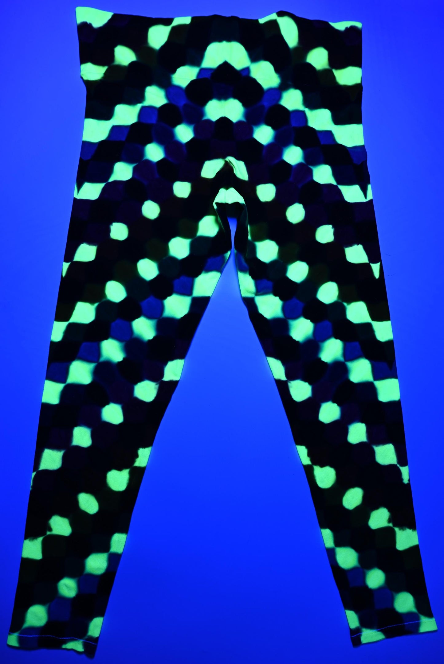 XL UV Honeycomb UV Reactive Tie Dye on Wide Waist Band Dancing Robin Form Fitting, Medium Thickness 92 Cotton 8% Spandex Leggings