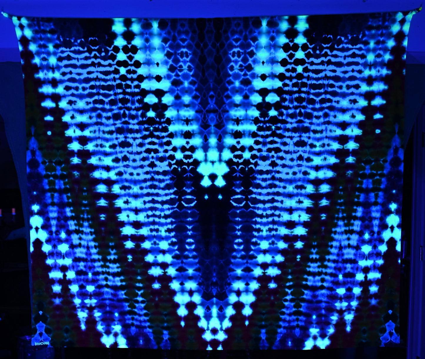 54"X54" (msrmnts prior to any shrinkage) Heatwave.V-5d* UV Reactive Tie Dye on a Third Eye Cotton Tapestry w/ Hanging Loops