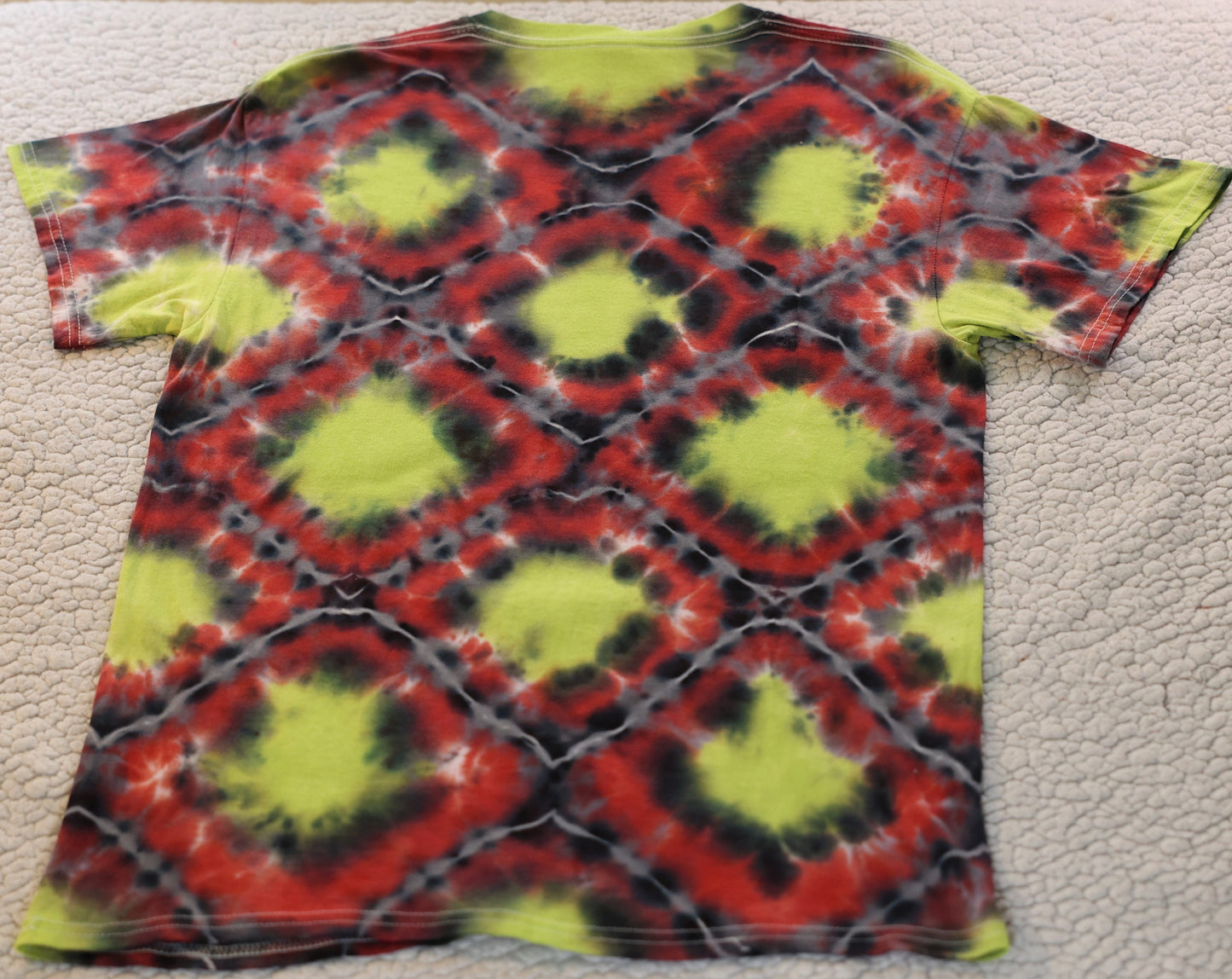 Medium, Dragon Scale Tie Dye T-Shirt