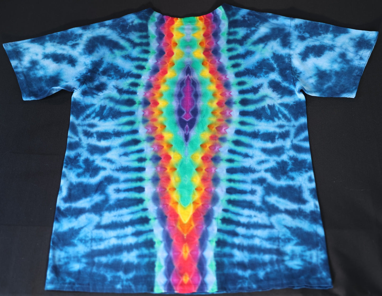 Medium Point to Point Triangles F/Honeycomb Spine B/ Scrunch in Blues Tie Dye on a Gildan Ultra Cotton PFD (Prepared for Dyeing) T-Shirt