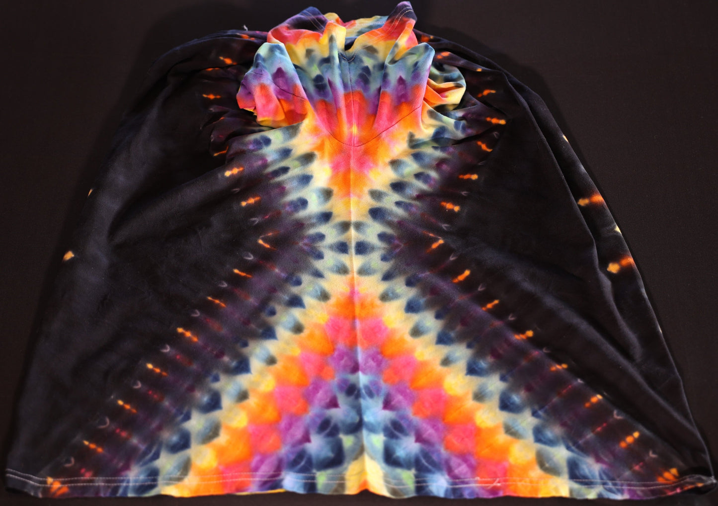 3X Side Hexagon>18 Pt Mandala/Side Honeycomb Tie Dye on a Gildan Hammer Ringspun Cotton T-Shirt *minor factory defect read description
