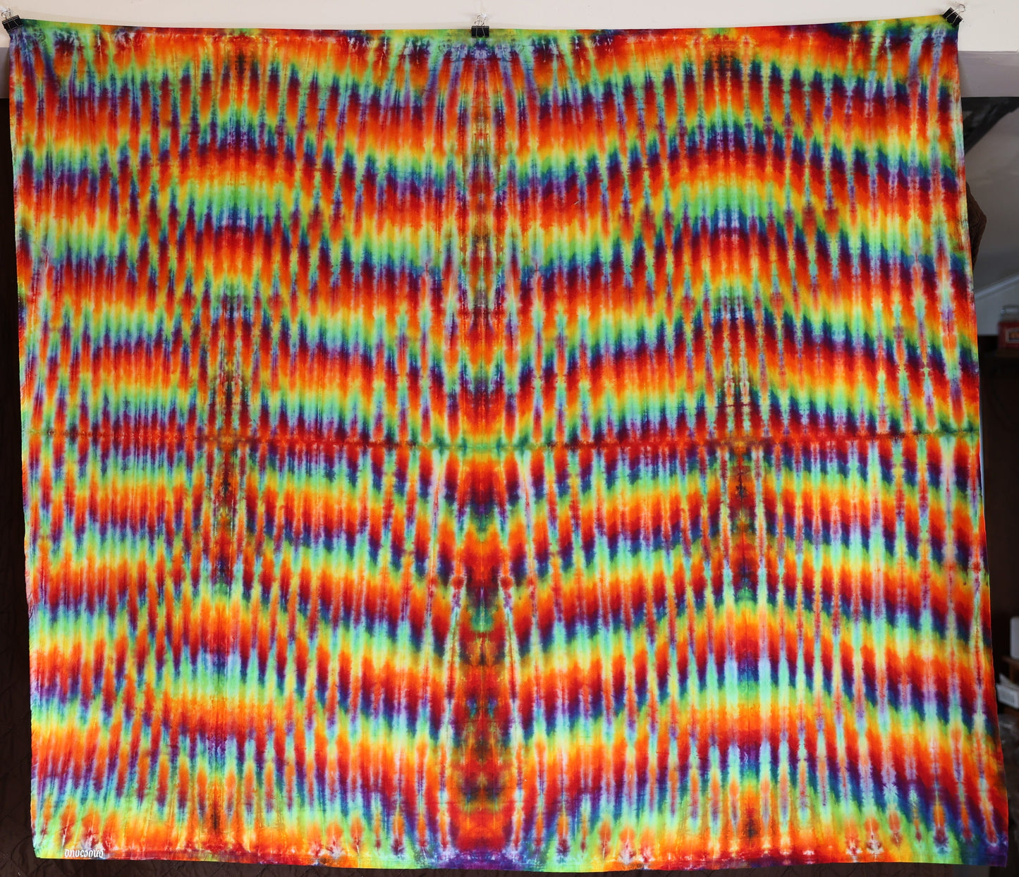 50"X50" (Approx measurements prior to shrinkage), Trippy Weavers Variant Tie Dye on a Dancing Robin Cotton Tapestry w/ Hems on all 4 Sides