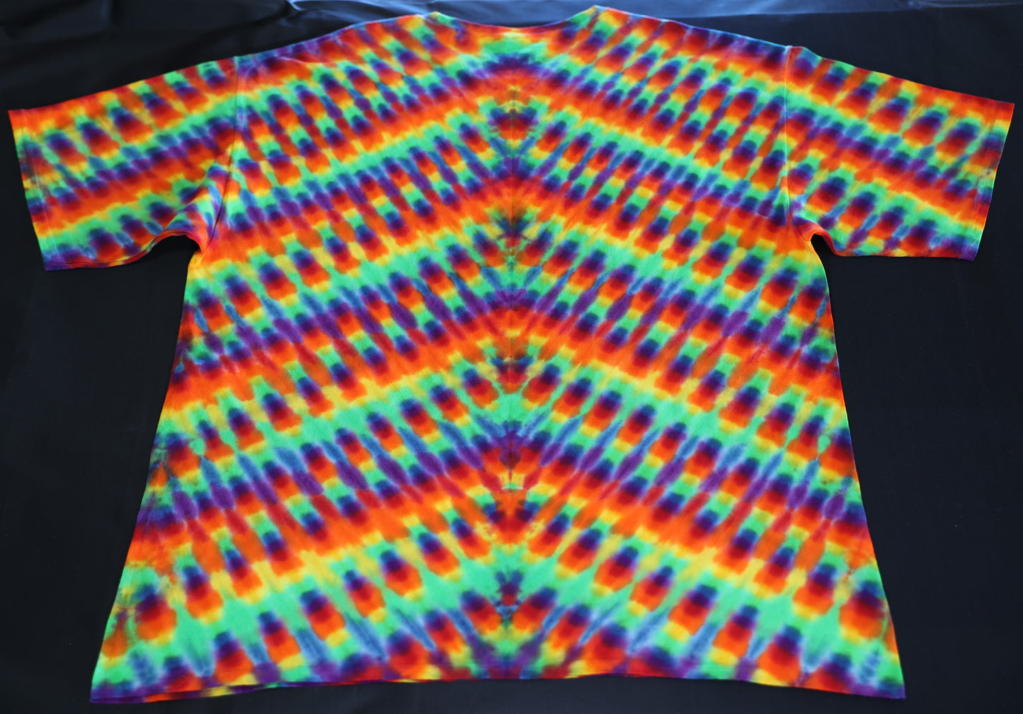 3X Trippy Weaver Variant Tie Dye on a Gildan Ultra PFD Cotton T-Shirt