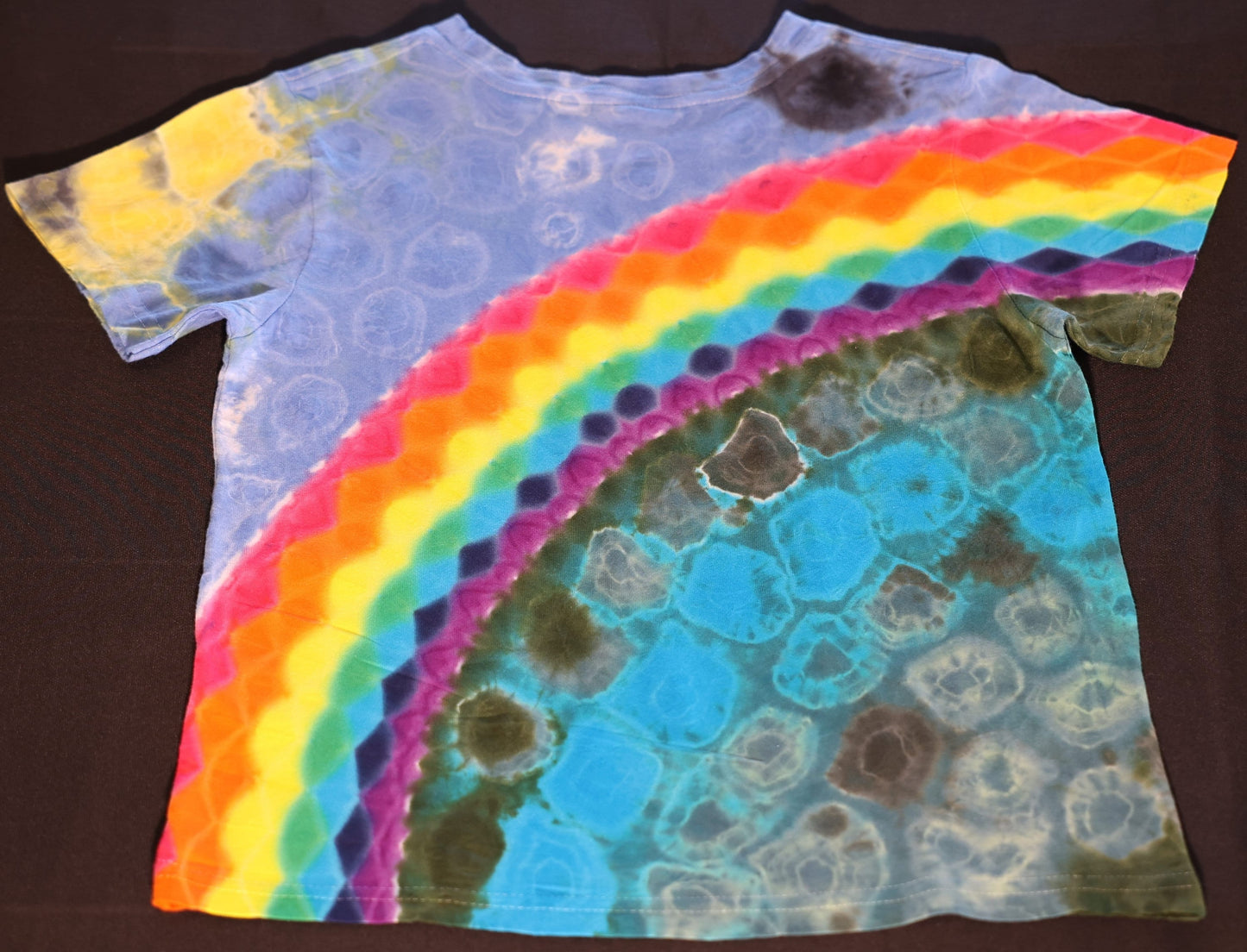 Children's Size 7 Honeycomb Rainbow Over a Kenney Style World Tie Dye T-Shirt on a Rabbit Skins Cotton T-Shirt