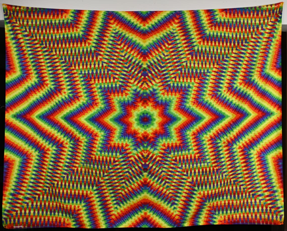 72"X56.5" UV Reactive Custom Isotoxal Decagram Star Tie Dye Tapestry* w/ Metal Grommets for Hanging