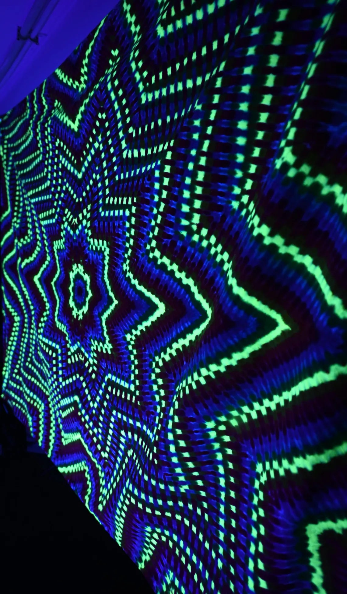 72"X56.5" UV Reactive Custom Isotoxal Decagram Star Tie Dye Tapestry* w/ Metal Grommets for Hanging