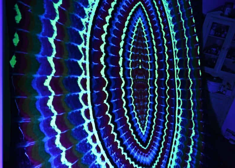 101.5"X103.75" (approx) UV Reactive Wavy Portal w/ Flickering Inferno Cosmic Egg Center Tie Dye on a Piece of Combed Cotton Fabric