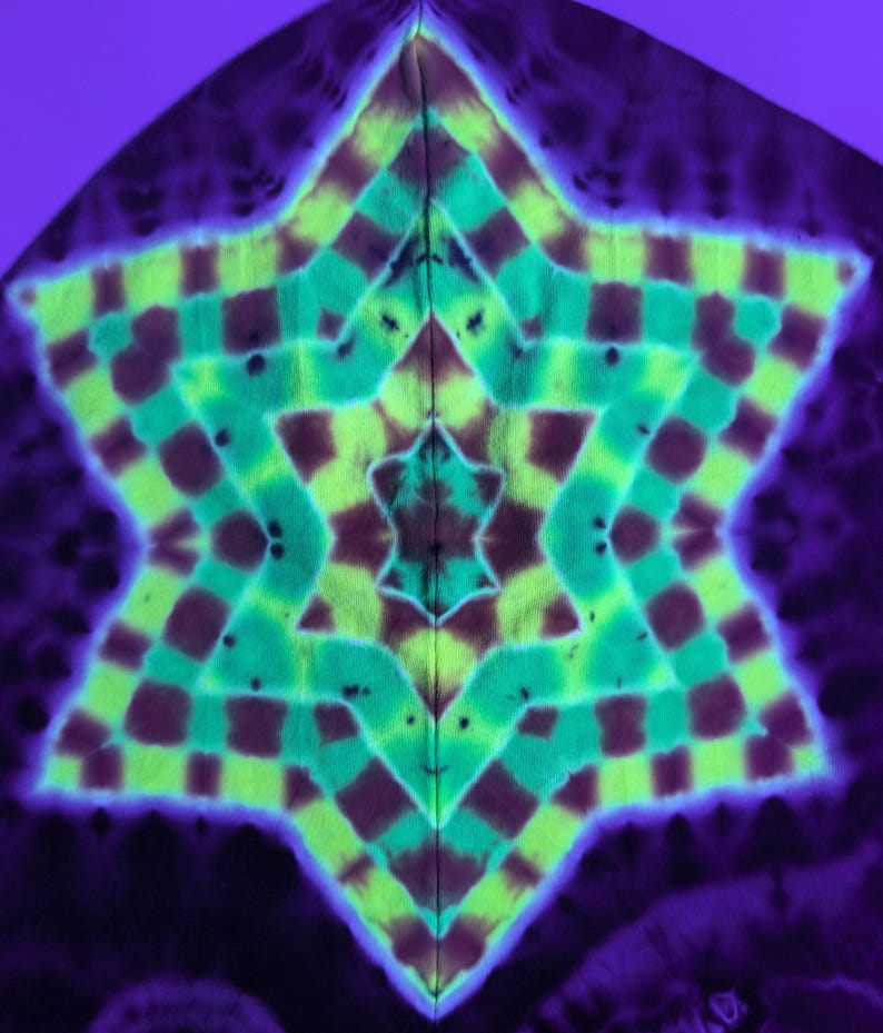 M 18Pt Mandala Hexagon Cntr/ Wrap Around Geometric Tower/ Hexagram Hood/ 12Pt Mandala L Slv/Hexagon R Slv/Geode Tie Dye on a Long-Slv Hoodie