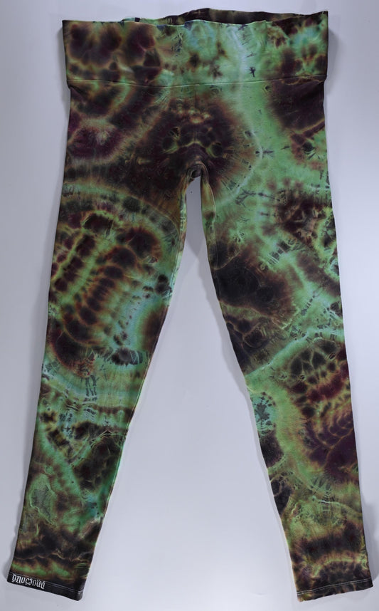 XL Cosmic Egg/Geode Hybrid Ice Dye Tie Dye on Wide Waist Band Dancing Robin Form Fitting, Medium Thickness 92 Cotton 8% Spandex Leggings