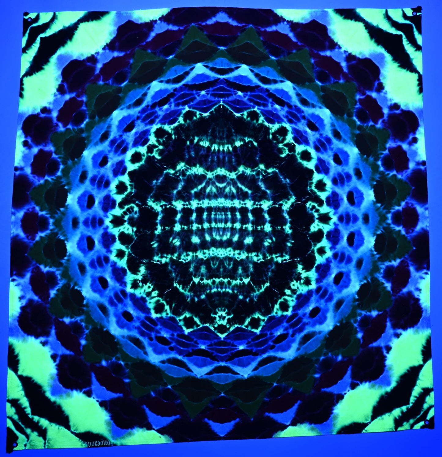 33.5X35" UV Reactive 20Pt Mandala/Cosmic Egg Cntr Tie Dye on a Tapestry* made by Hemming around Robert Kaufman Kona Cotton Read Description