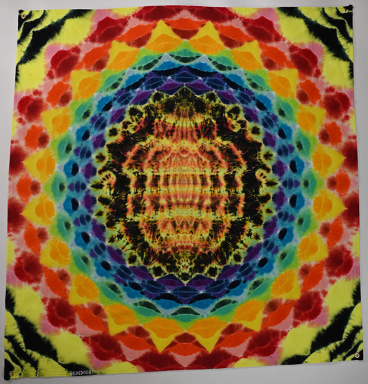 33.5X35" UV Reactive 20Pt Mandala/Cosmic Egg Cntr Tie Dye on a Tapestry* made by Hemming around Robert Kaufman Kona Cotton Read Description