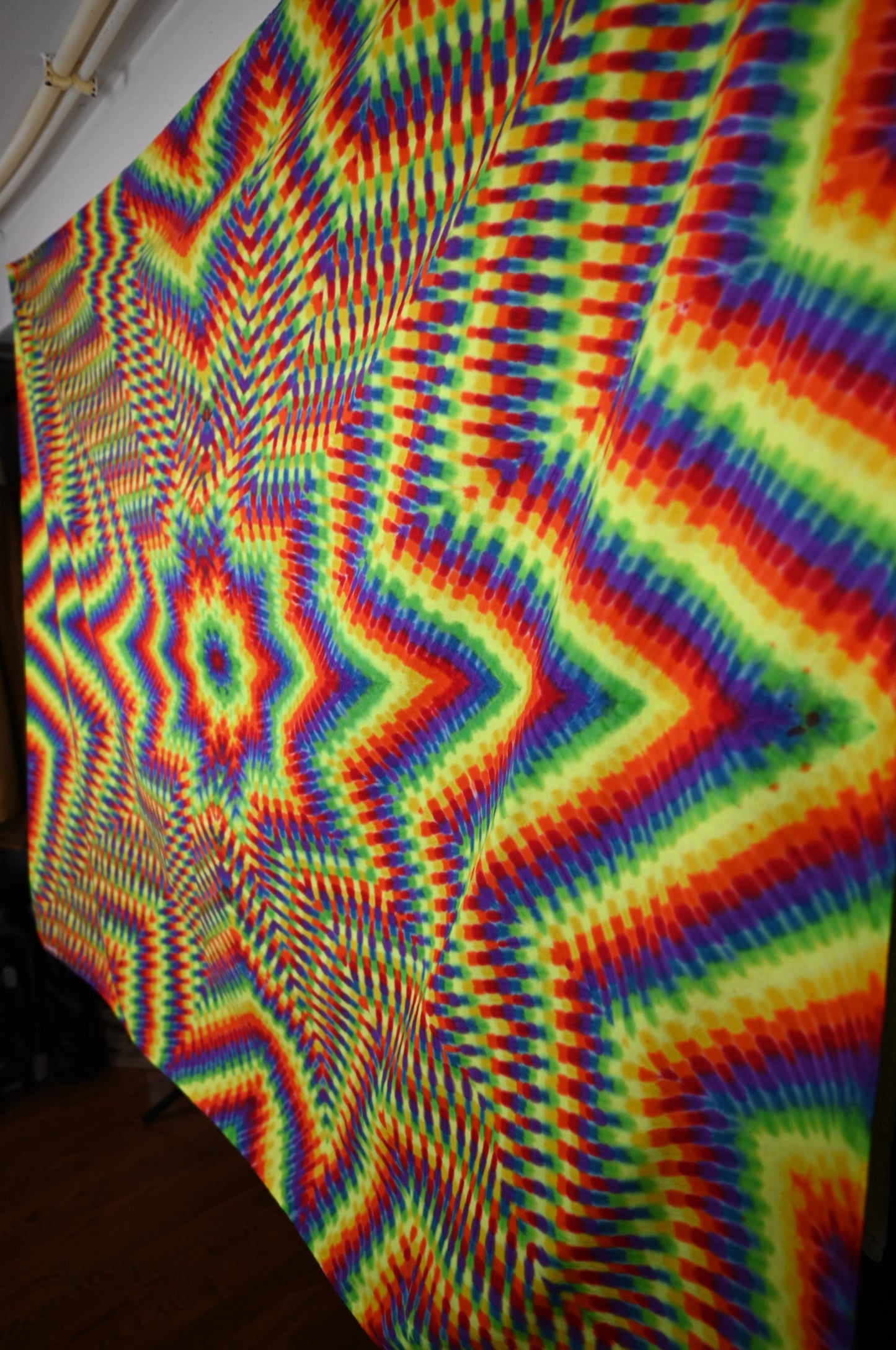 72"X56.5" UV Reactive Custom Isotoxal Decagram Star Tie Dye Tapestry* w/ Metal Grommets for Hanging