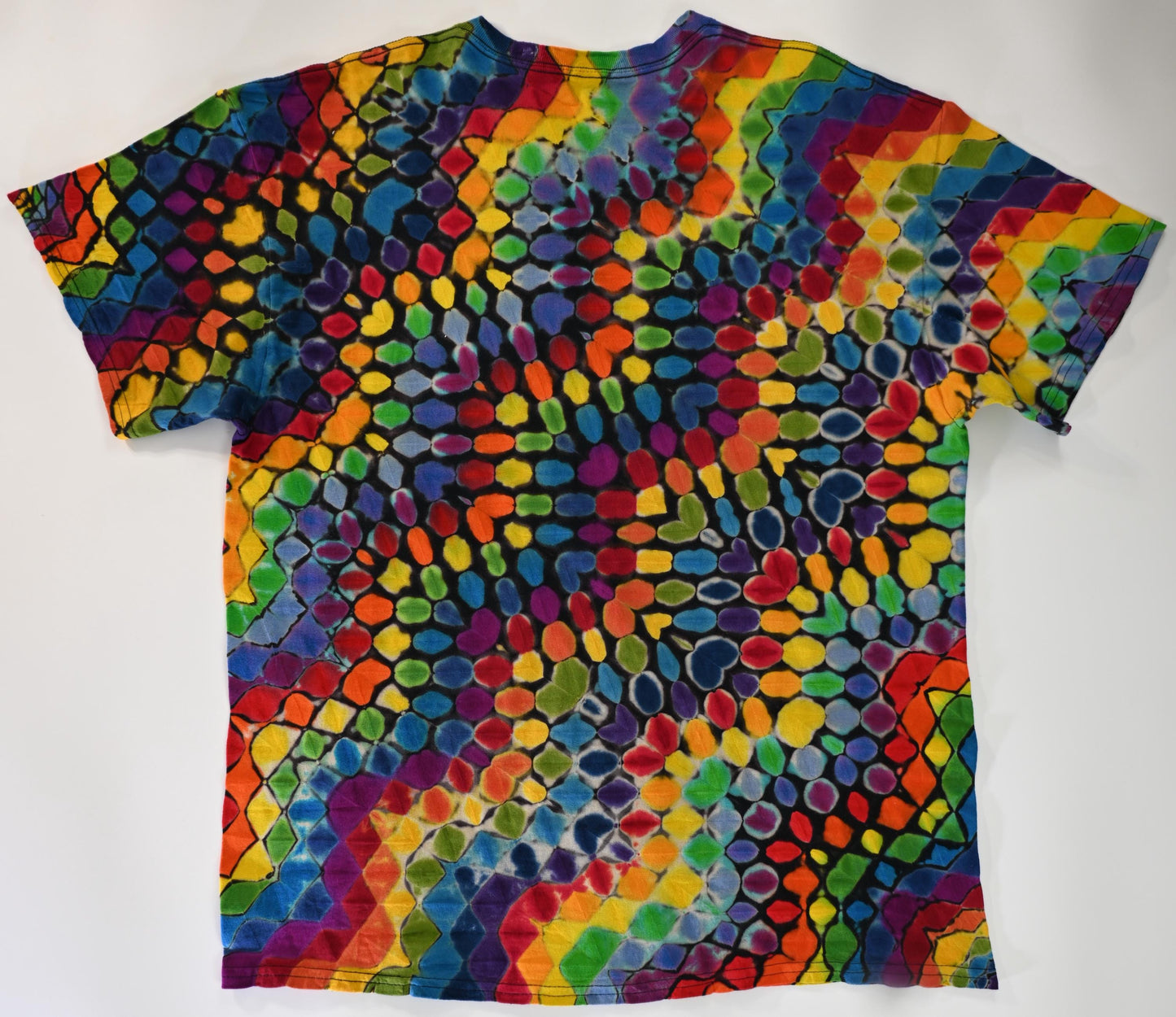 XL Zig Zag Honeycomb Reverse Tie Dye on what was once an all Black Gildan Ultra Cotton T-Shirt