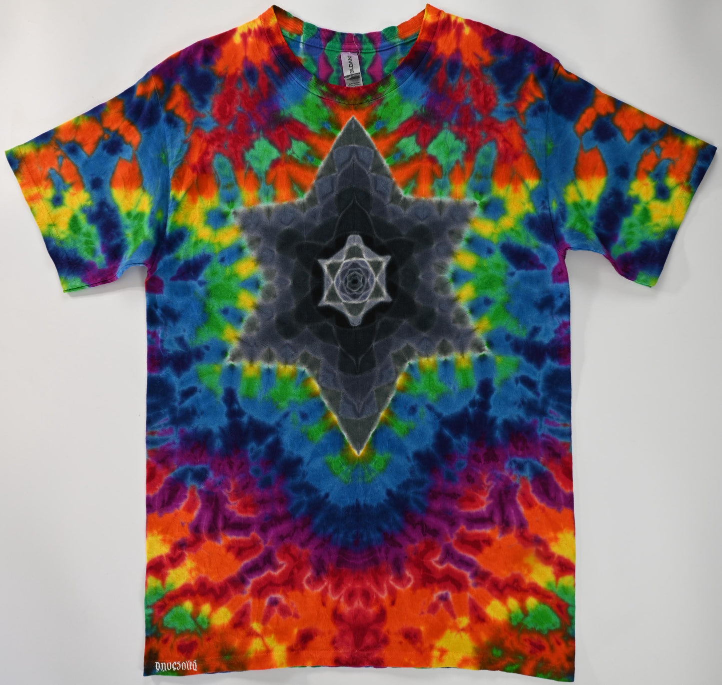 Scratch and Dent** Medium Hexagram in Greys and Black F/Spine in Gemstone Colors B/ Scrunch Tie Dye on a Gildan Ultra Cotton PFD T-Shirt