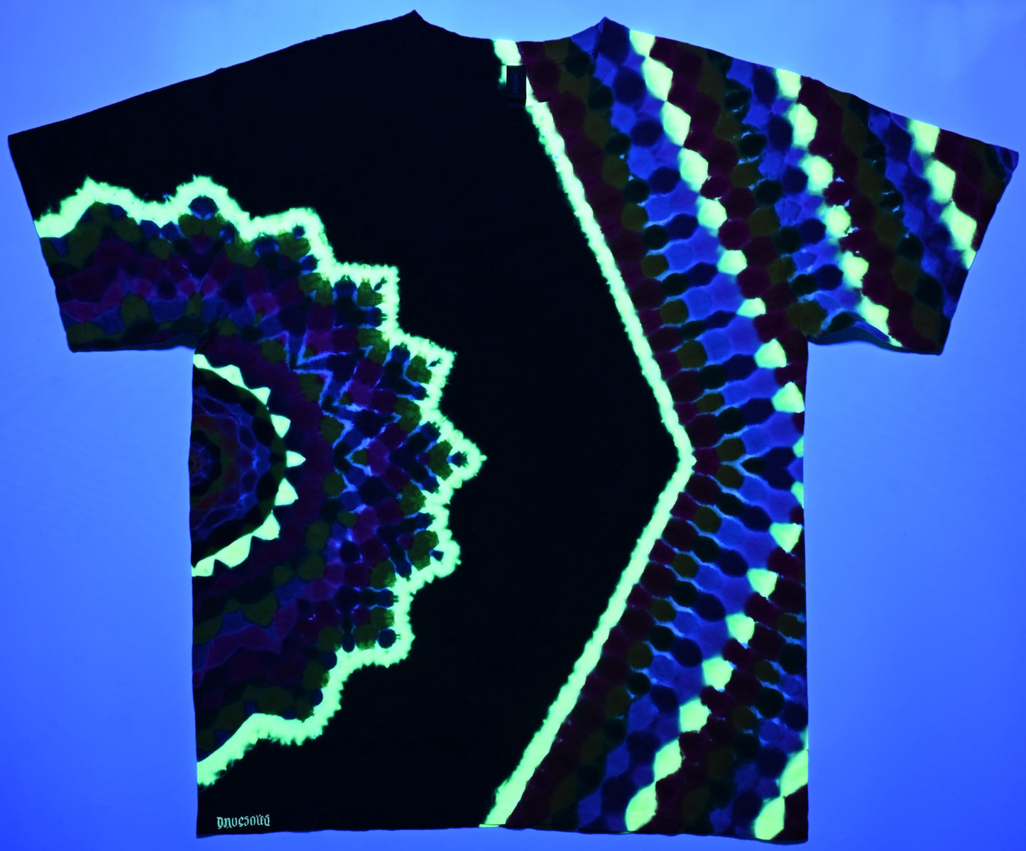 XL UV Reactive Side Octagon>{16/4} Hexadecagram/Pac-Man Honeycomb/Black Filler Tie Dye on a Gildan Ultra Cotton PFD T-Shirt* see description