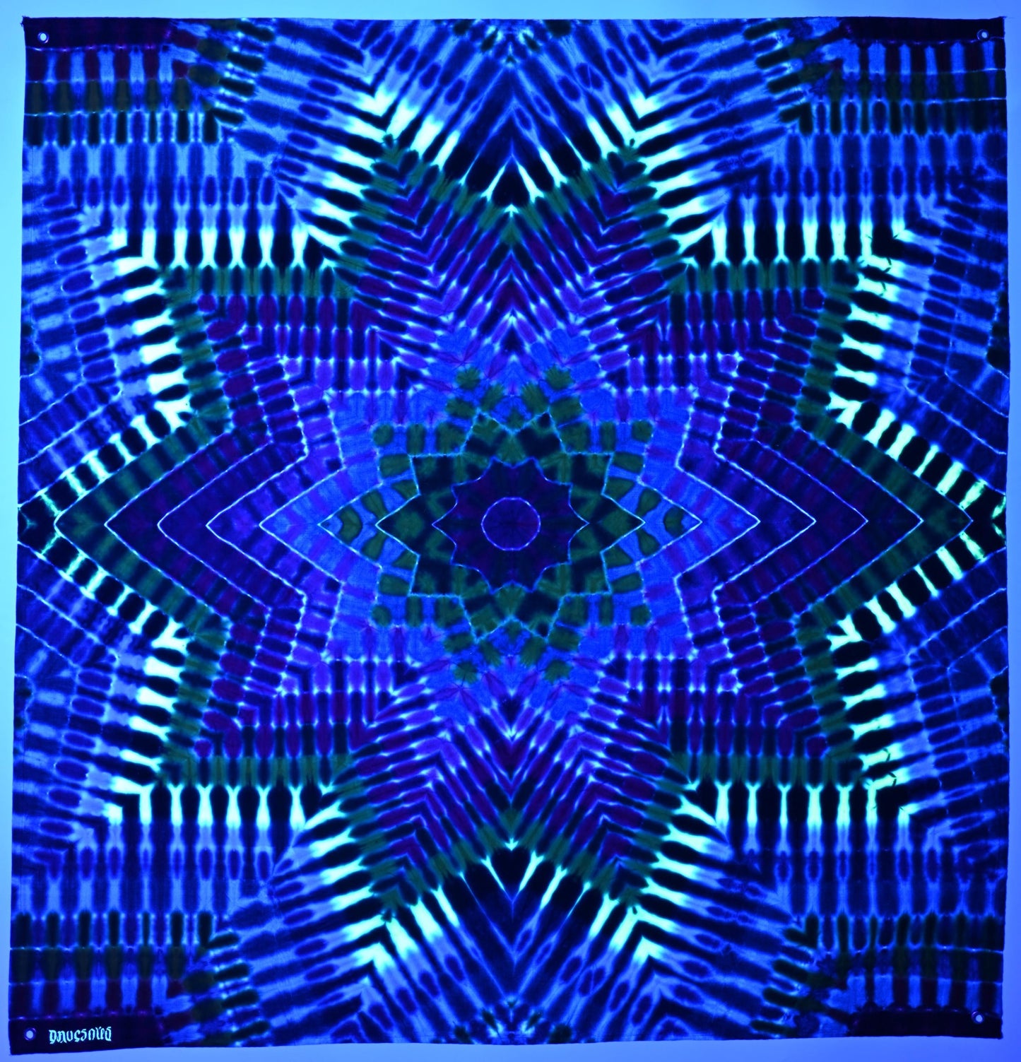 33.5"X34.5" UV Reactive Neo DNA Decagram (Tie Dye on a Tapestry* made by Hemming around Robert Kaufman Kona Cotton Read Description