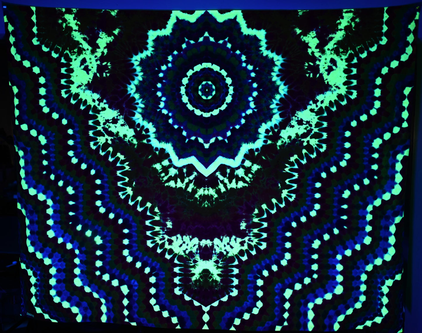 73.25X57.5" Super Duper Heady UV Reactive Octagon>{16/4} Hexadecagram/Symmetrical Zig Zag Honeycomb/ Fire Scrunch Tie Dye Tapestry*