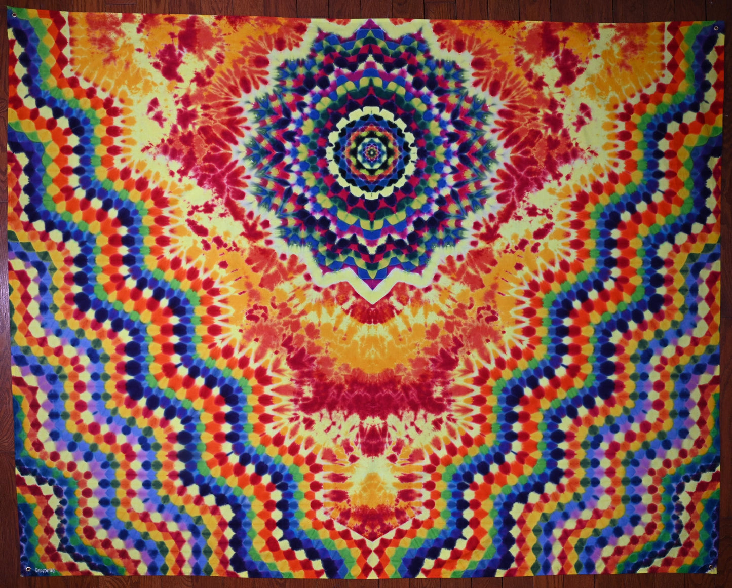 73.25X57.5" Super Duper Heady UV Reactive Octagon>{16/4} Hexadecagram/Symmetrical Zig Zag Honeycomb/ Fire Scrunch Tie Dye Tapestry*