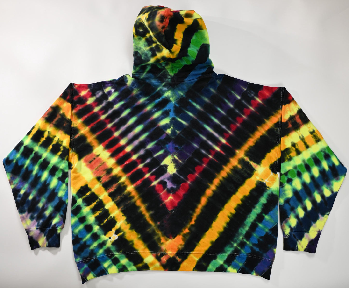 minor repaired boo-boo# 2X V UV-DNA Uv Reactive Tie Dye on a Hanes Ultimate Cotton Pullover Hoodie w/ Front Pocket - Read Description