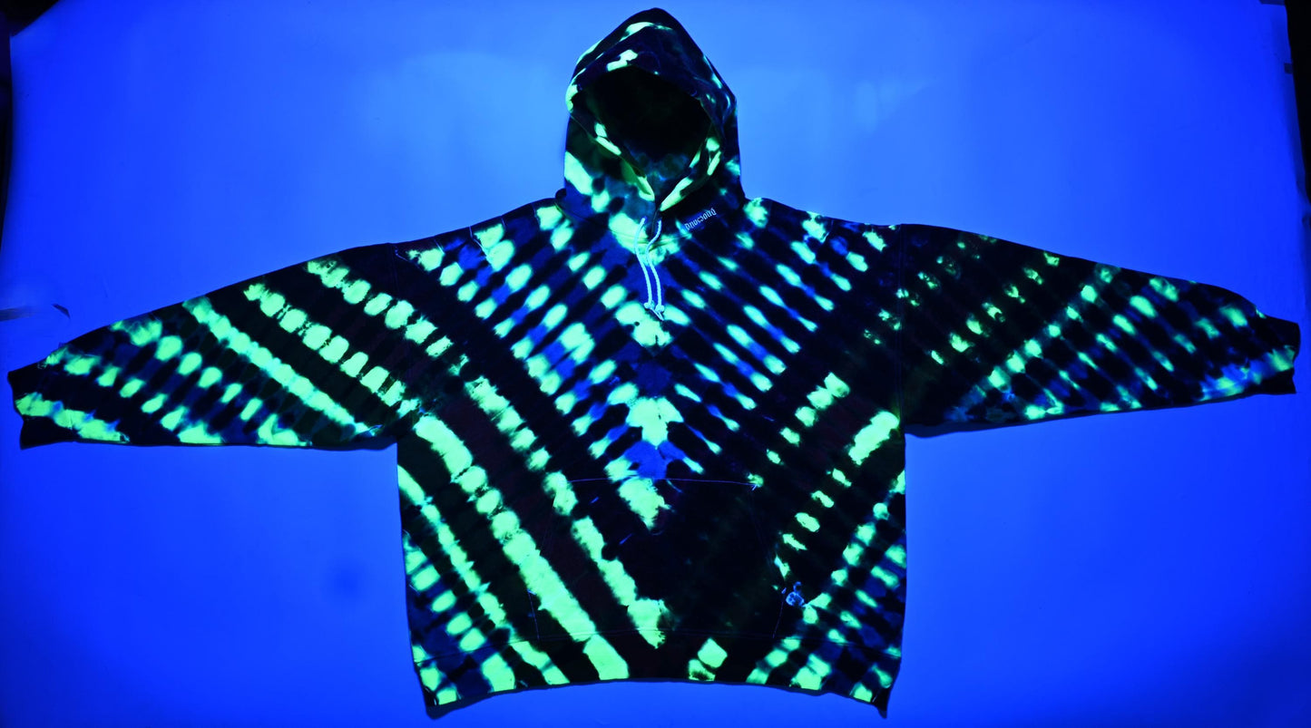 minor repaired boo-boo# 2X V UV-DNA Uv Reactive Tie Dye on a Hanes Ultimate Cotton Pullover Hoodie w/ Front Pocket - Read Description