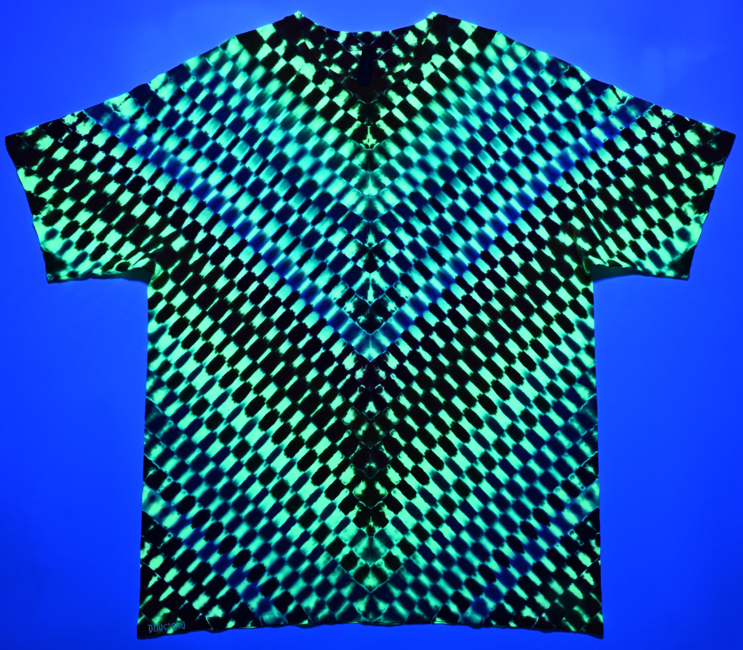minor repaired boo-boo# 2X V Uv Neo DNA Uv Reactive Tie Dye on a Gildan Ultra Cotton PFD (Prepared for Dye) T-Shirt - Read Description