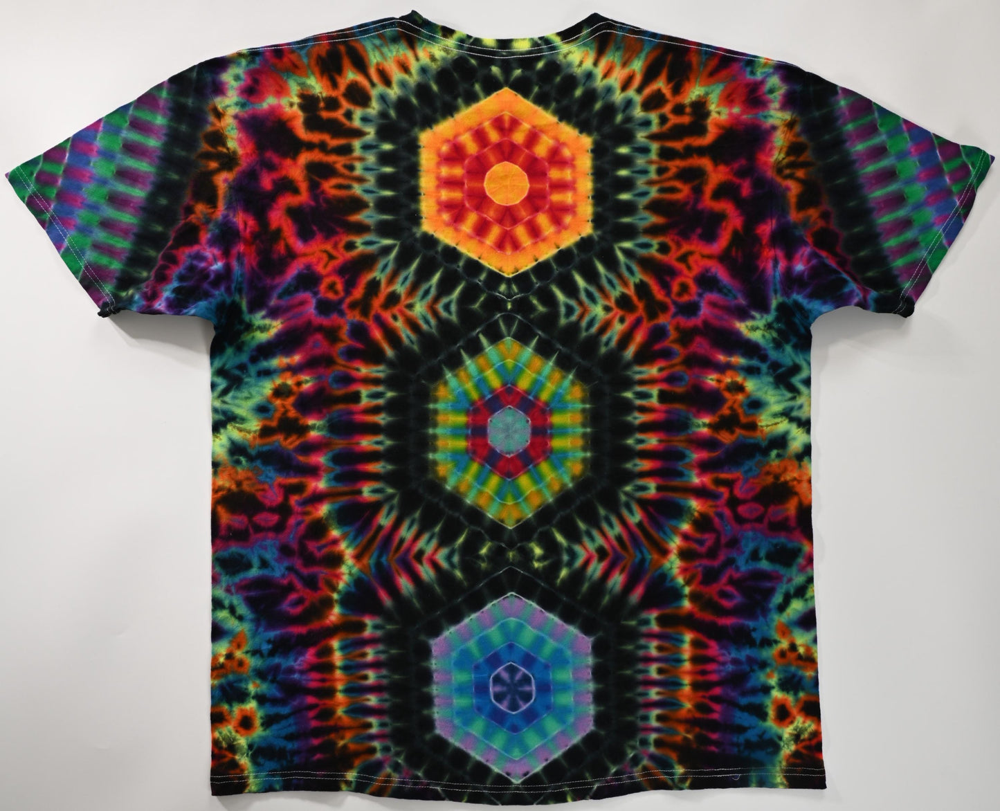 XL UV Reactive Dodecagram Neo DNA Frnt/ Triple Hexagon Spine/Triangle Sleeves/Scrunch Filler Tie Dye on a Tultex 290 Ringspun Cotton T-Shirt