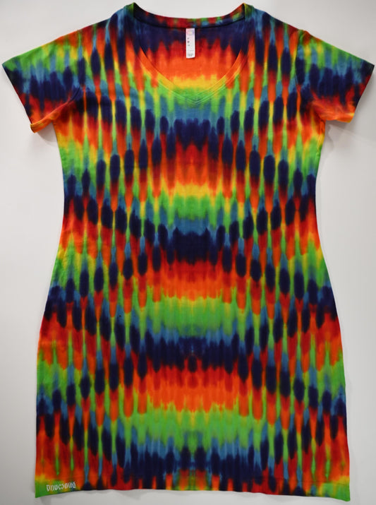 Ladies S/M Trippy Weaver, Vertical Pleat Tie Dye on a LAT V-Neck Cotton Cover Up Dress