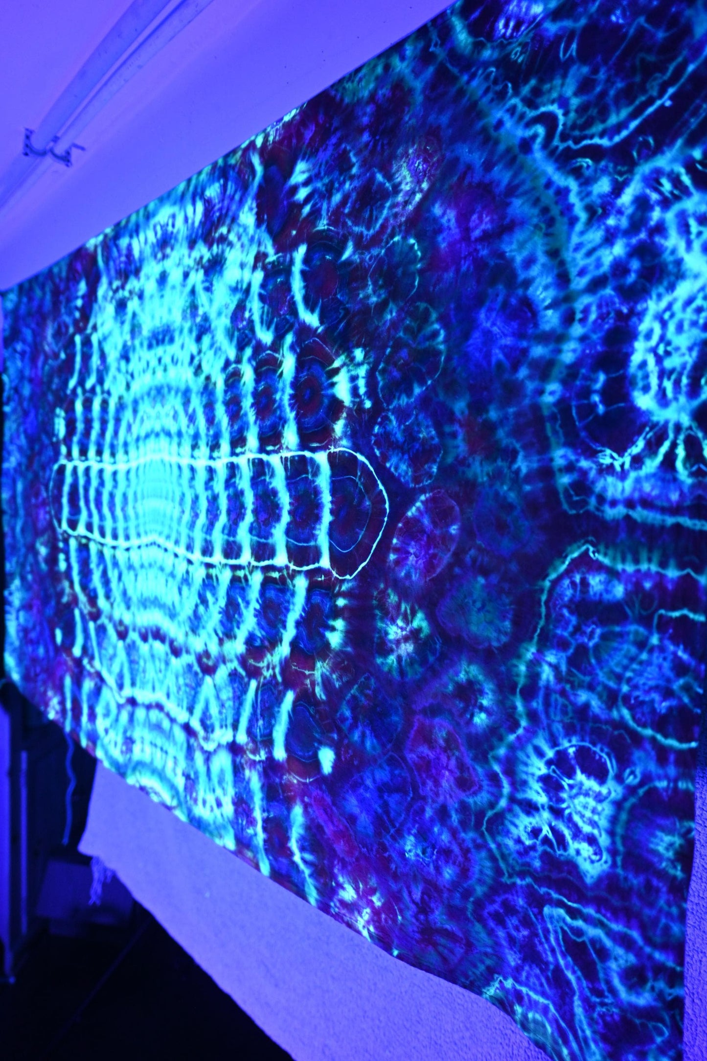 36"X54" (Msrmnts before Shrinkage) UV Reactive Cosmic Egg Center/Kenney Style/Cosmic Egg-Geodes  Tie Dye Tapestry w/ Hanging Loops