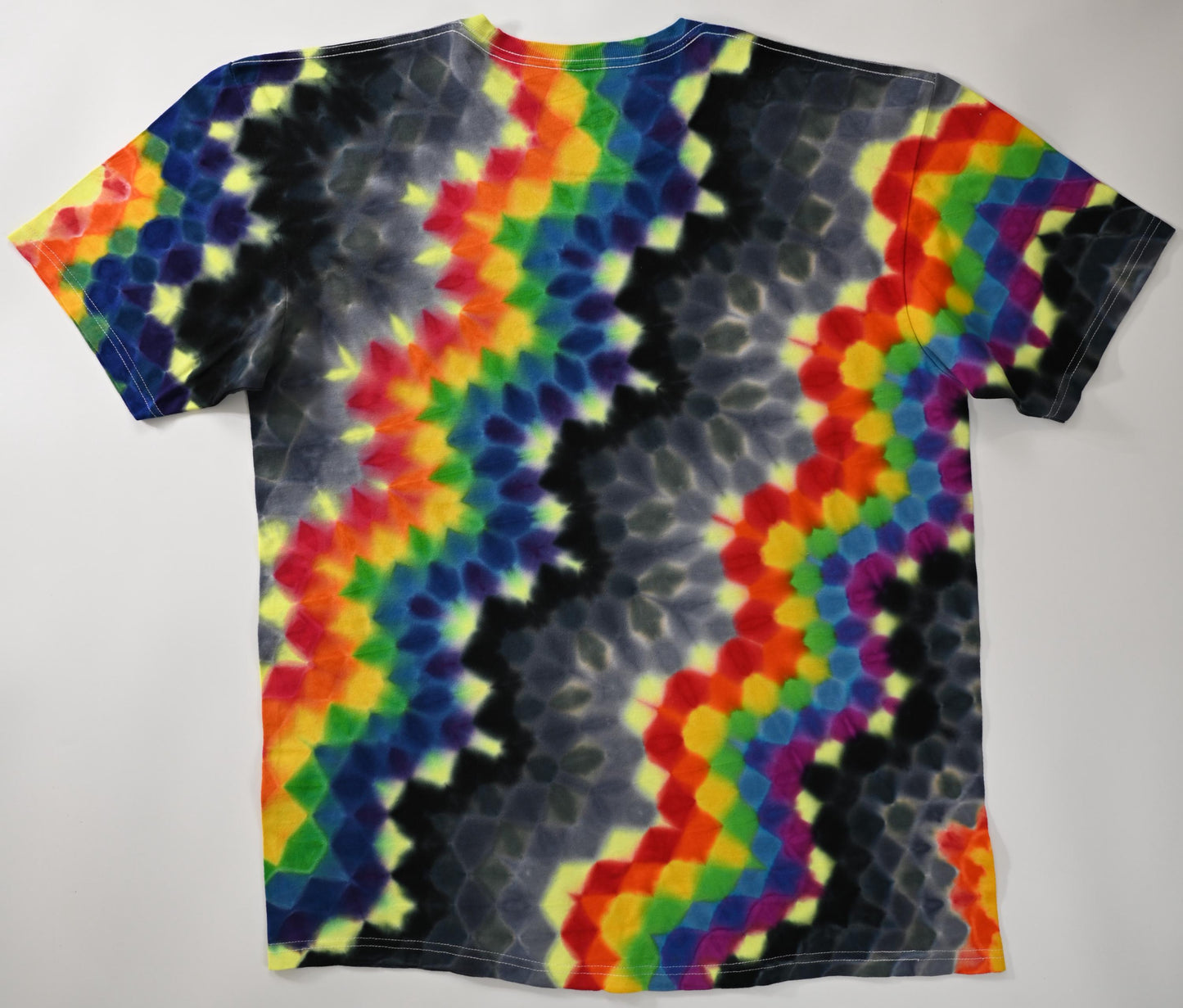 Large ~30 Color UV Reactive Zig Zag Honeycomb Tie Dye on a Tultex 290 Ringspun Cotton T-Shirt