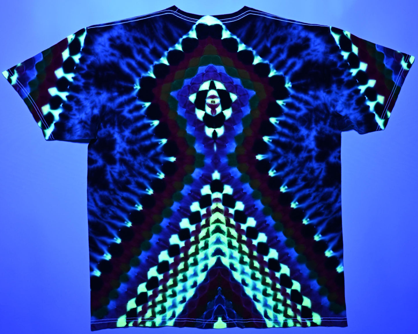 XL Heady UV Reactive 20Pt Mandala w/ Fiery Cosmic Egg Center Frnt/Wrap Around Geometric Tower Bck/Triangle Slvs/Scrunch Tie Dye T-Shirt