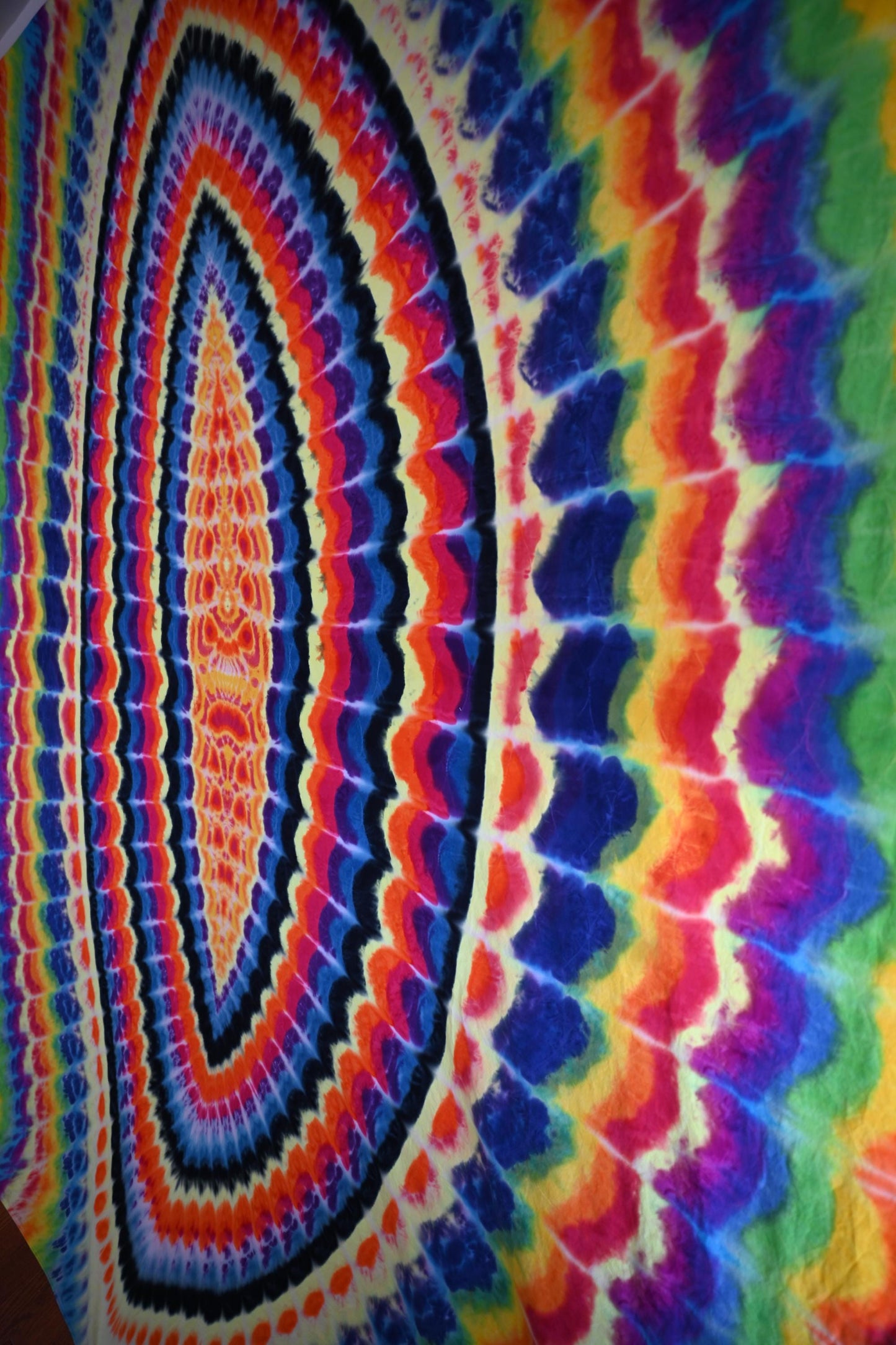 101.5"X103.75" (approx) UV Reactive Wavy Portal w/ Flickering Inferno Cosmic Egg Center Tie Dye on a Piece of Combed Cotton Fabric