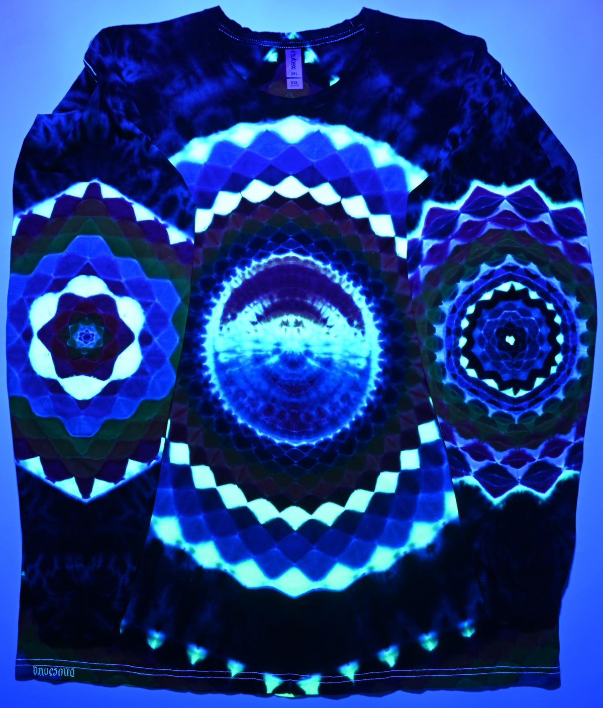 2X UV Reactive 30Pt Mandala w/ Ripple Cntr/ Geometric Tower/ 18Pt Mandala w/ Hexagon Cntr L Slv/Hexagon R Slv/Scrunch Tie Dye Long Slv Shirt