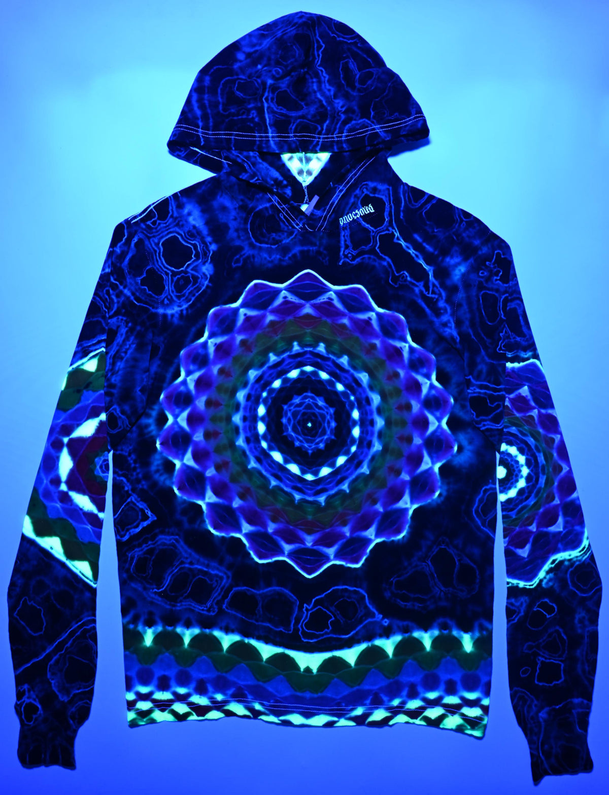 M 18Pt Mandala Hexagon Cntr/ Wrap Around Geometric Tower/ Hexagram Hood/ 12Pt Mandala L Slv/Hexagon R Slv/Geode Tie Dye on a Long-Slv Hoodie