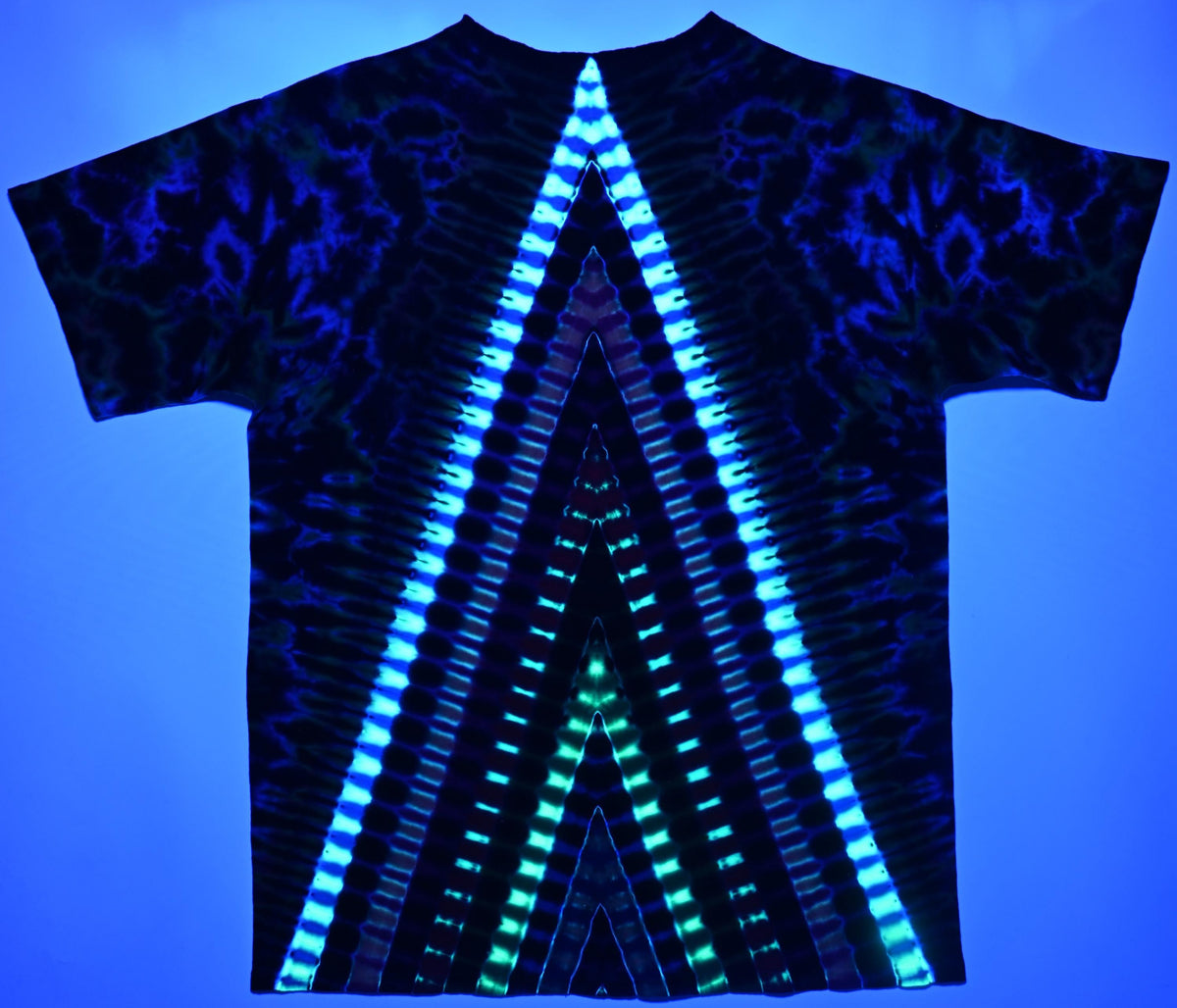 XL Ultra Heady Uv Reactive 30Pt Mandala w/ Ripple Cntr /Neo-DNA Triangle/Scrunch Tie Dye on a Gildan Ultra Cotton PFD T-Shirt
